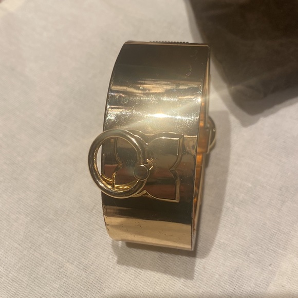 BCBG gold knocker cuff - Picture 5 of 7